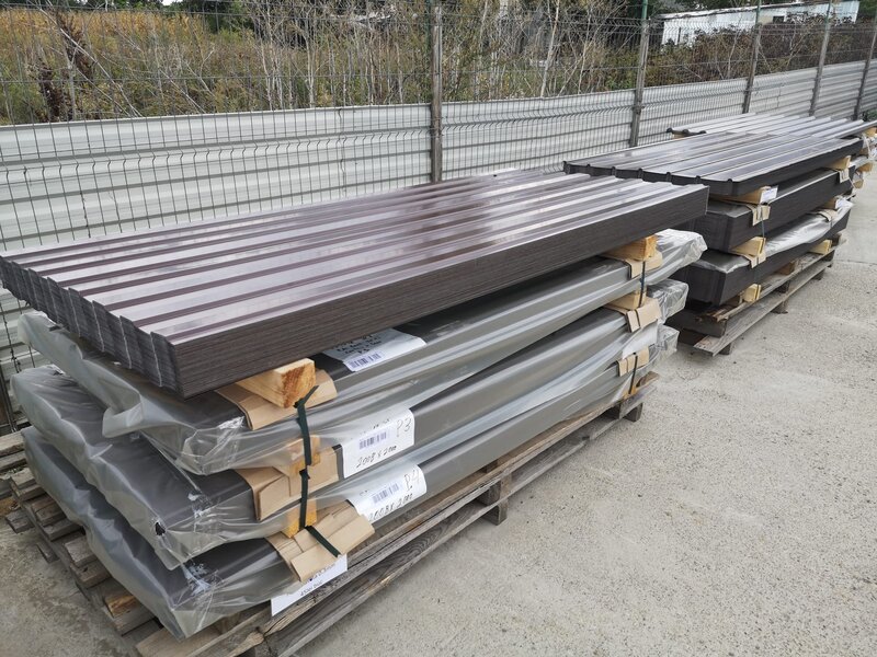 Depozit tabla cutata - tigla metalica - accesorii acoperis - jgheab-burlan